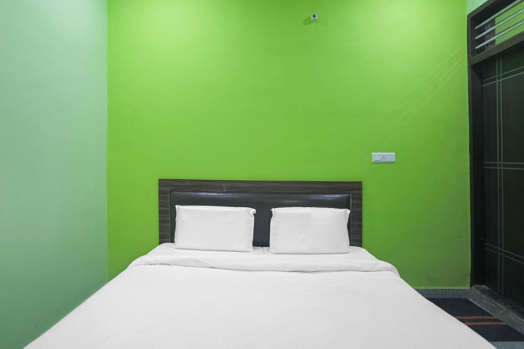 Capital O A-One Hotel Manesar Exterior foto